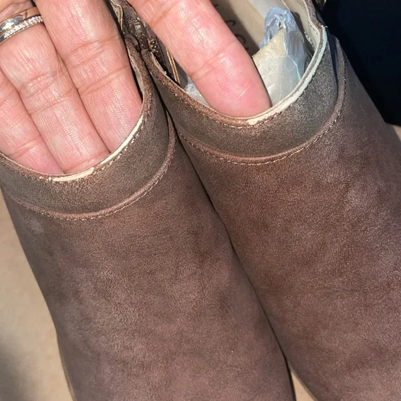 LifeStride Alexa Ankle Shoe Shootie Brown Zip up decorative buckle Womens Sz 6W - Picture 5 of 5